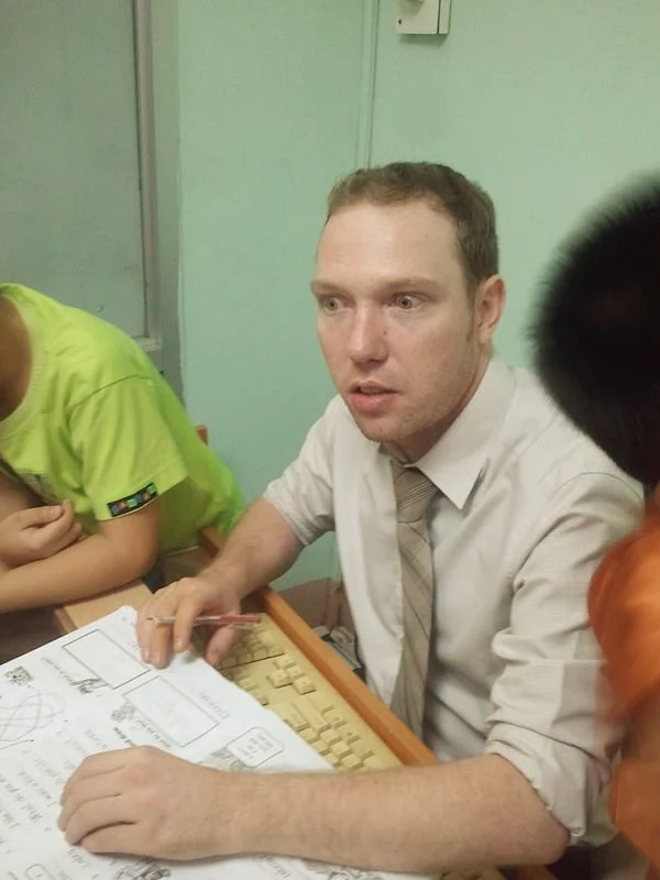 Experienced native English teacher