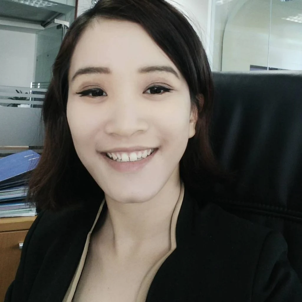 Gia sư tiếng Pháp, tiếng Anh nhiều kinh nghiệm