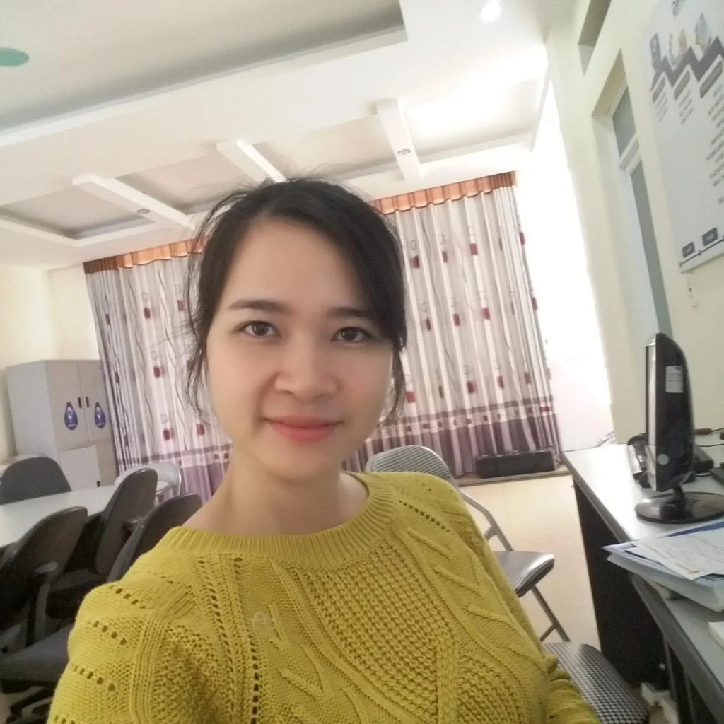 Giáo viên Tiếng Anh nhiều kinh nghiệm- Giao tiếp tự tin