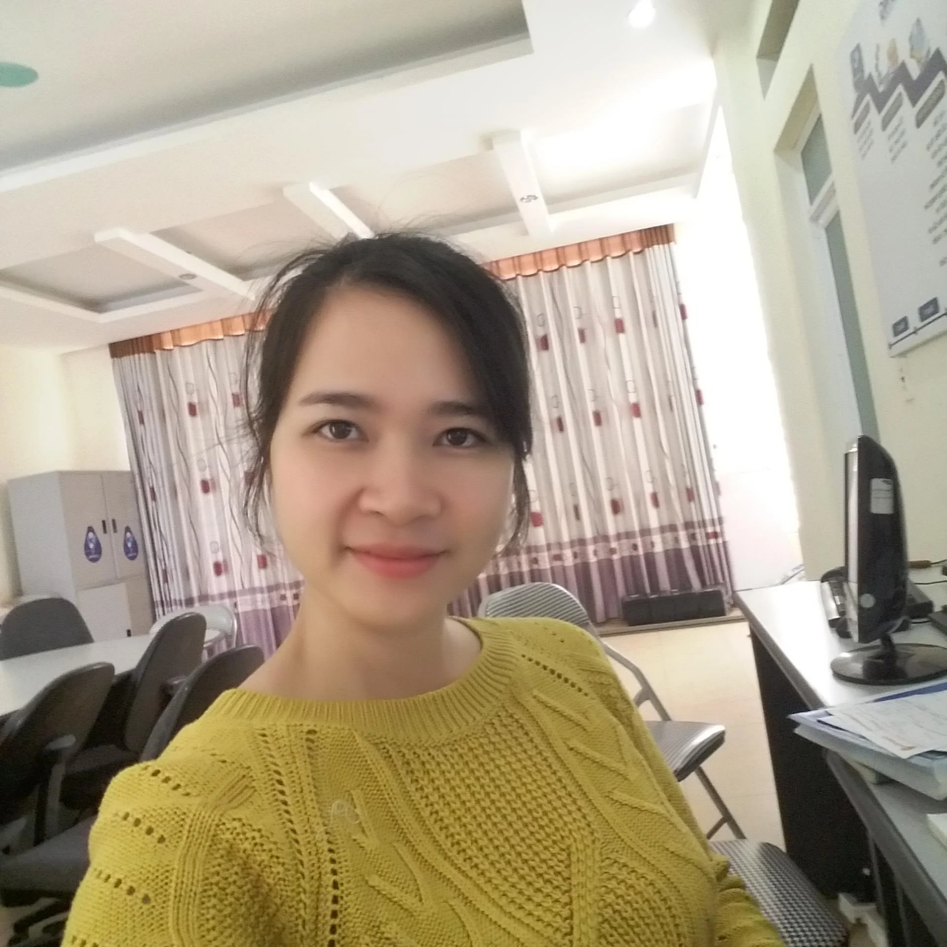 Giáo viên Tiếng Anh nhiều kinh nghiệm- Giao tiếp tự tin