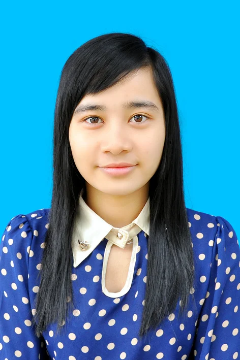 Experienced in English tutoring, teaching and assisting. Graduated English major with good level.
