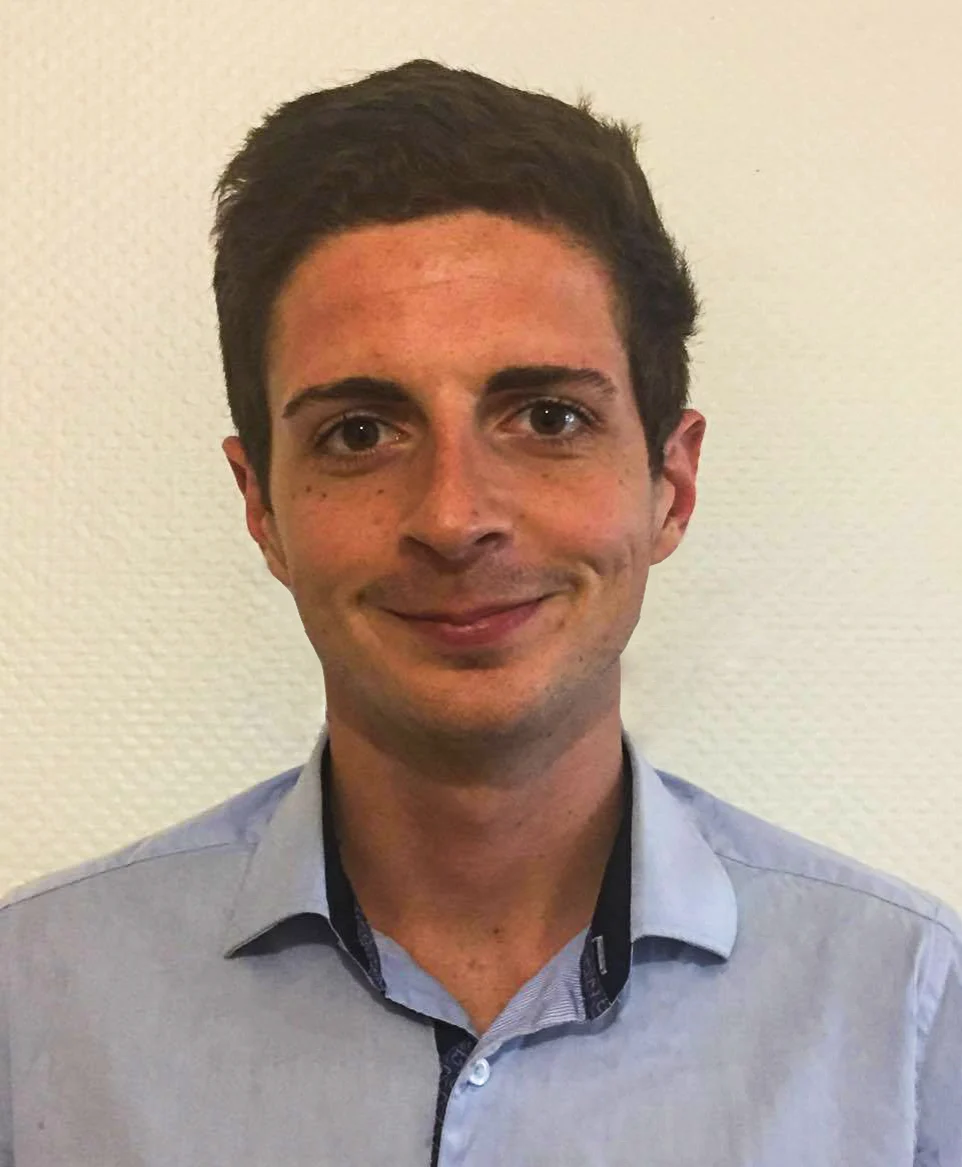 Piano teacher with 12 years practice and 2 years experience as a teacher